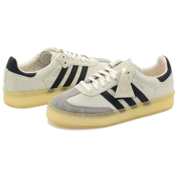 Adidas X Ronnie Fieg X Clarks 8Th Street Samba «Kithmas – White Black»